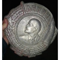 Барельеф "Ленин"