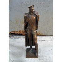 Бюст "Дзержинский (Монументскульптура)" Бюст "Дзержинский (Монументскульптура)"