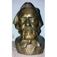 Бюст "Глинка" Бюст "Глинка"