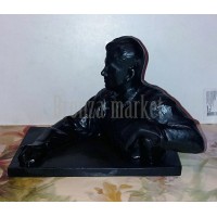 Бюст "Маяковский (по пояс)"