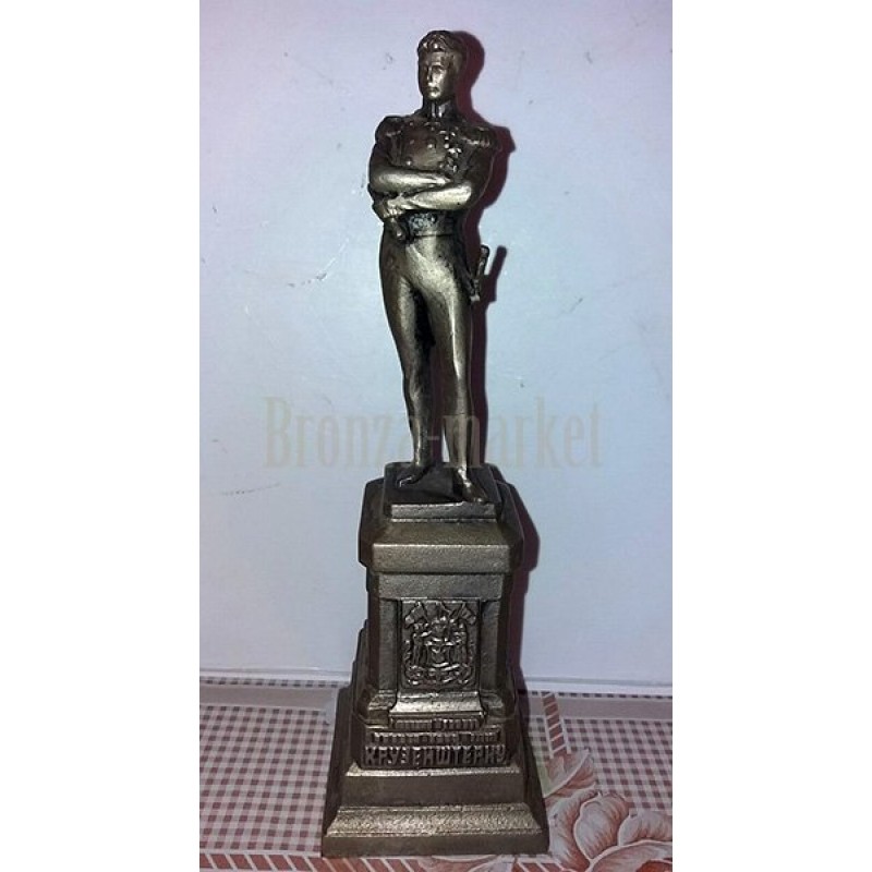 Бюст Памятник Крузенштерну
