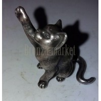 Статуэтка антикварная "Кошка играет..(серебро)"
