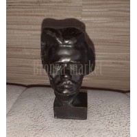 Бюст "Горький (молодой)" Бюст "Горький (молодой)"