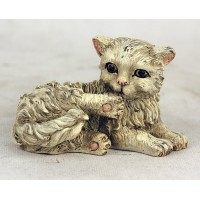 Скульптура "Беленький котёнок (венка)"