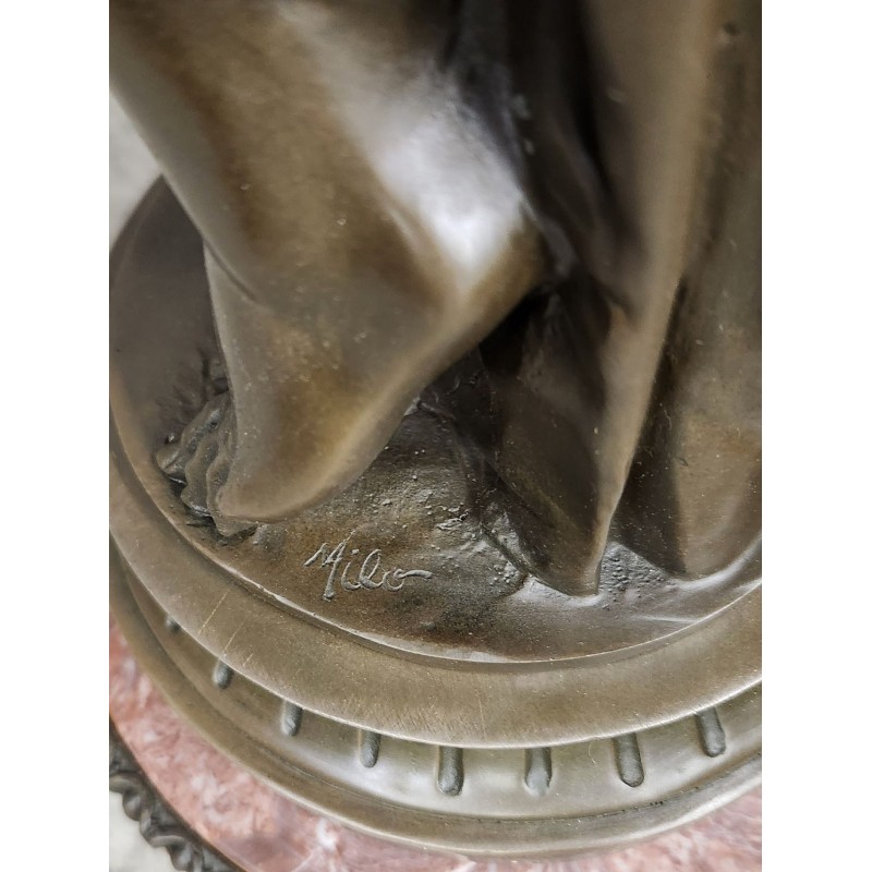 Кашпо "Путти (правый)". 95см