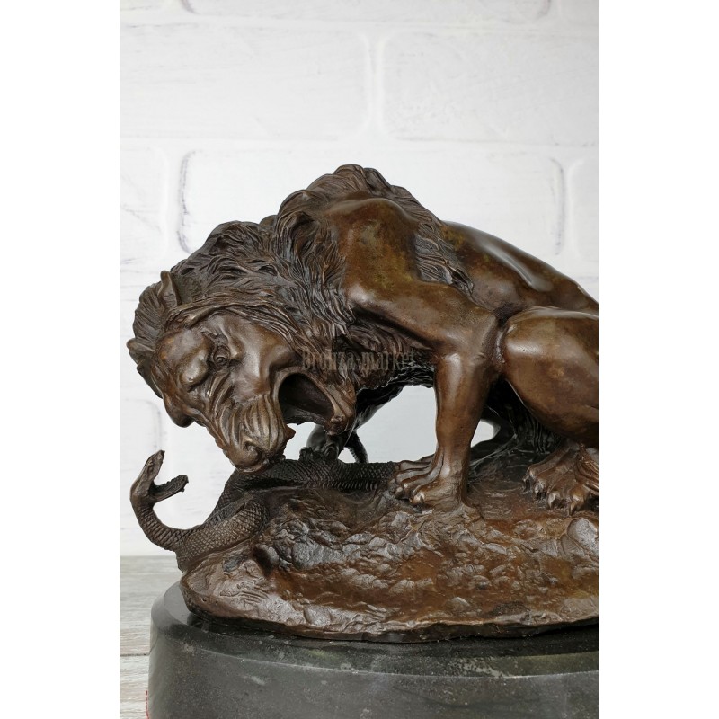 Лев и змея (30см)