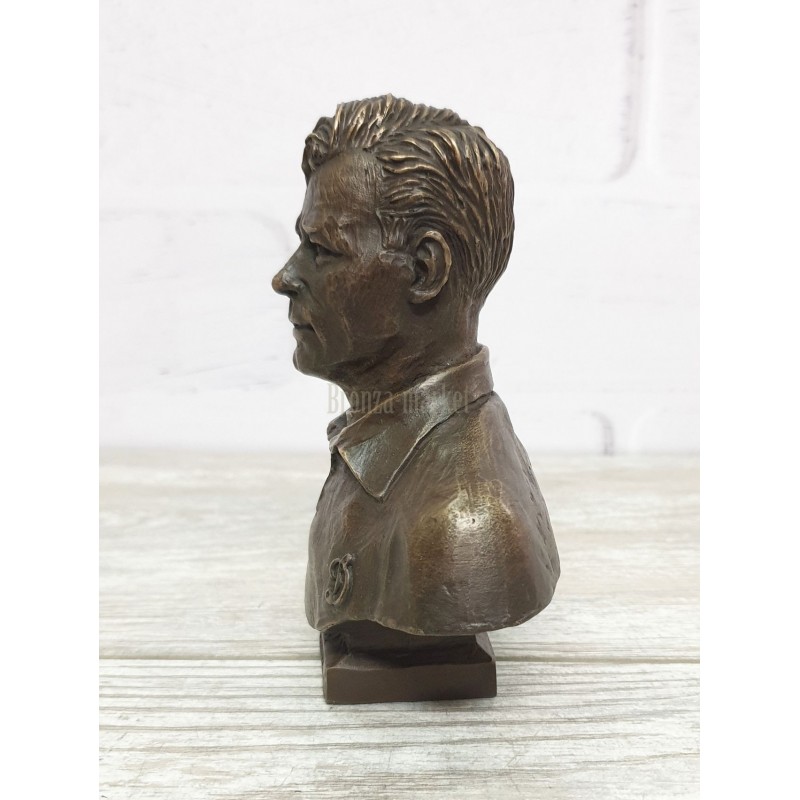 Лев Яшин