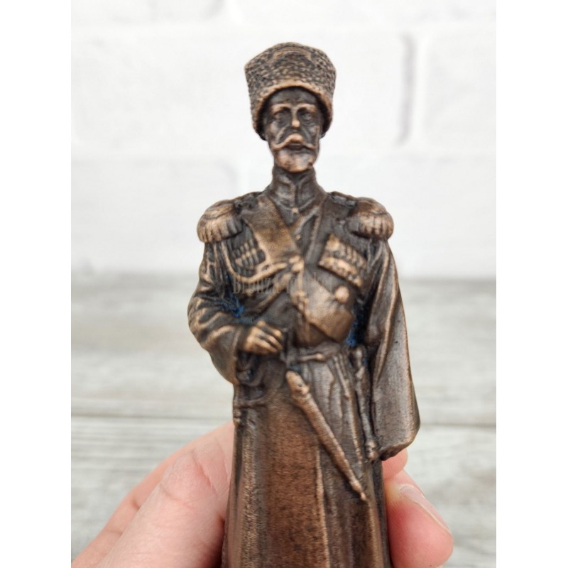 Николай II (в казачьей форме)