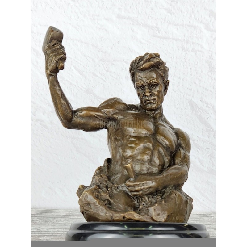Человек, сделавший себя сам