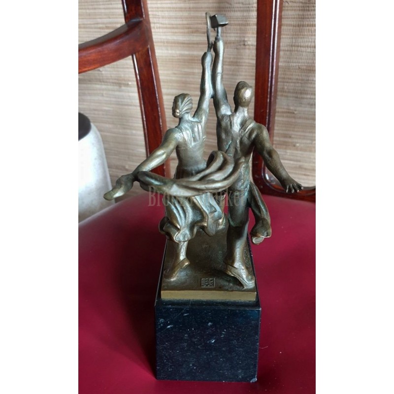 Рабочий и колхозница (МЗХЛ 60-70 г.)