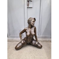 Обнажённая на коленях (67см) Обнажённая на коленях (67см)