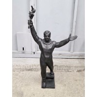 Гагарин (58см, 1986г) Гагарин (58см, 1986г)