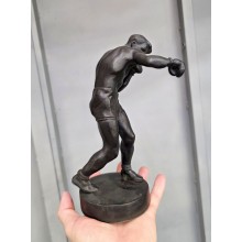 Статуэтка антикварная "Боксёр (Касли, 1961г)"