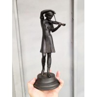 Пионерка скрипачка. Касли 70-80г Пионерка скрипачка. Касли 70-80г