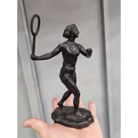 Статуэтка антикварная "Теннисистка. Касли, 1957г. Оригинал" Статуэтка антикварная "Теннисистка. Касли, 1957г. Оригинал"