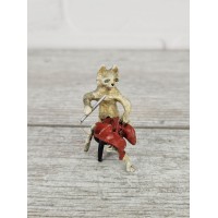 Кот штопает штаны Кот штопает штаны