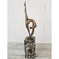 Гимнастка (модерн) Гимнастка (модерн)