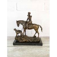 Статуэтка "Возвращение с охоты (27,5см)"