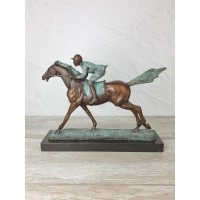 Жокей (цвет) Жокей (цвет)