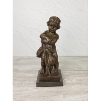 Статуэтка "Юный охотник" Статуэтка "Юный охотник"