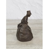 "Мальчик с совком на куле" "Мальчик с совком на куле"