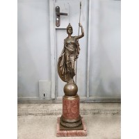 Скульптура "Афина (на мараморе)" Скульптура "Афина (на мараморе)"