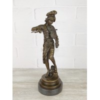 Статуэтка "Скрипач" Статуэтка "Скрипач"