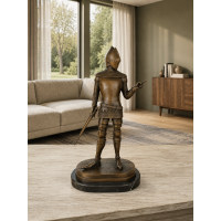 Скульптура "Рыцарь в шлеме"