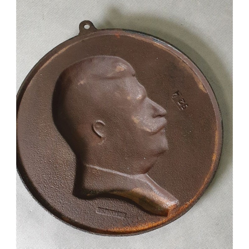 Барельеф "Сталин 1938г"
