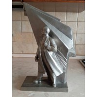 Бюст "Ленин со знаменем"