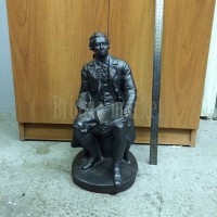 Ломоносов (крупный)