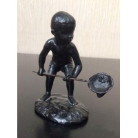 Мальчик с сачком